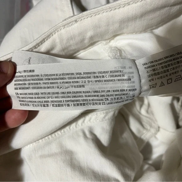 Abercrombie Fitch High Rise Super Skinny White Jeans Distressed - Picture 16 of 16